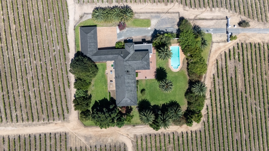 5 Bedroom Property for Sale in Lyndoch Western Cape